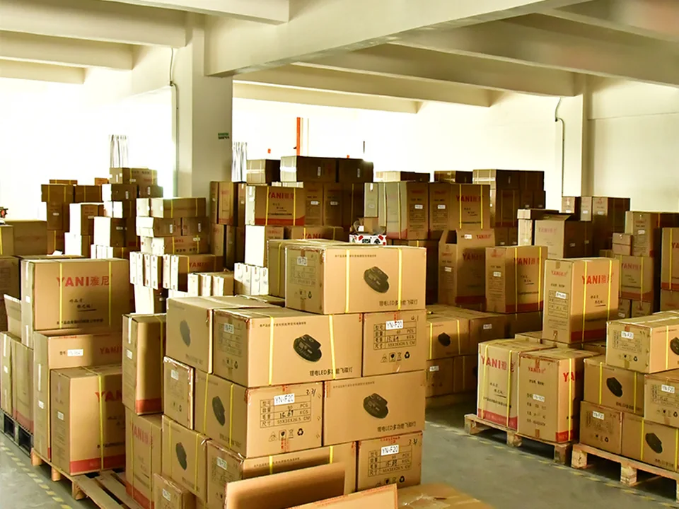 Packed BAIFEI outdoor lights ready for export shipment